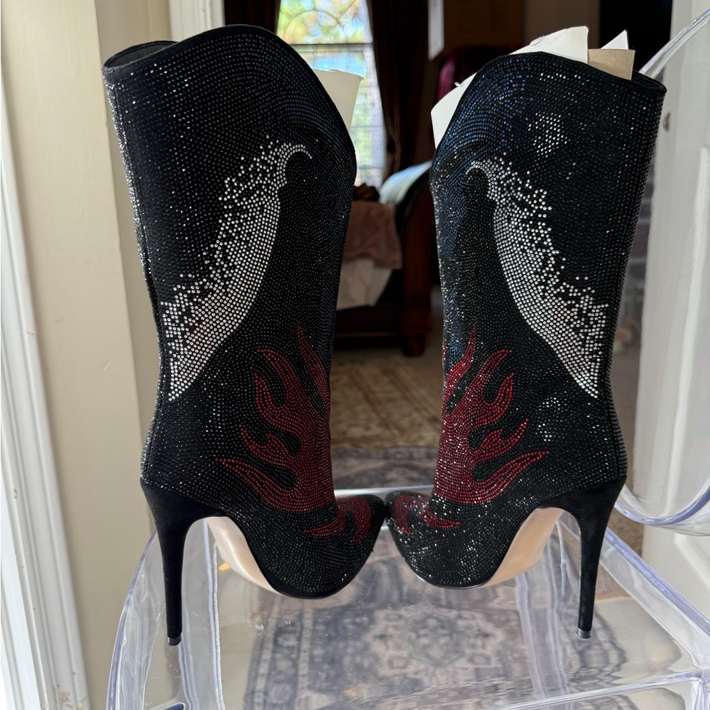 Embellished Crystals Azalea Wang ankle Boots with sexy sculls & flames 🔥Size 7 - Picture 2 of 11